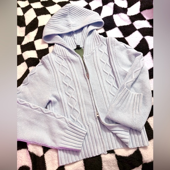 Matching Sweater Set - Picture 2 of 3